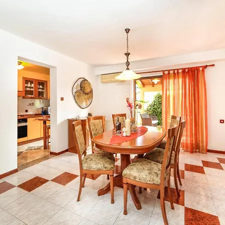 Appartement Cvek Rovinj
