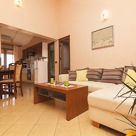 Apartman Cvek
