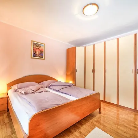 Apartman Cvek *