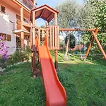 בית הארחה Cvek 4*