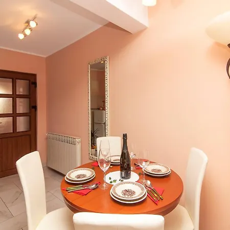 Cvek Gostinjska kuća 4*