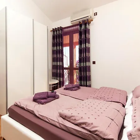 Cvek Gostinjska kuća 4*