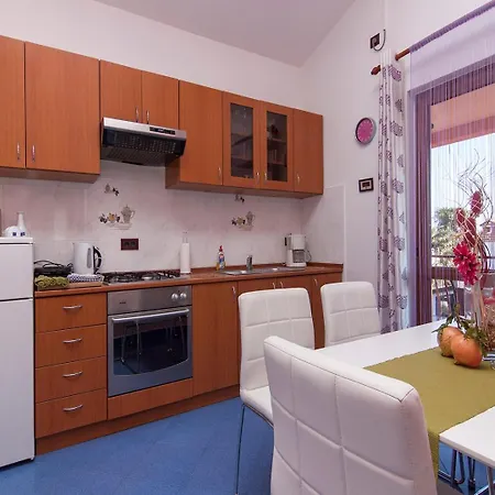 Cvek Gostinjska kuća 4*
