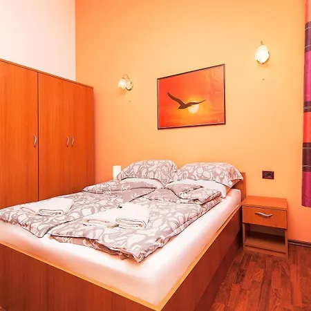 Cvek Gostinjska kuća 4*