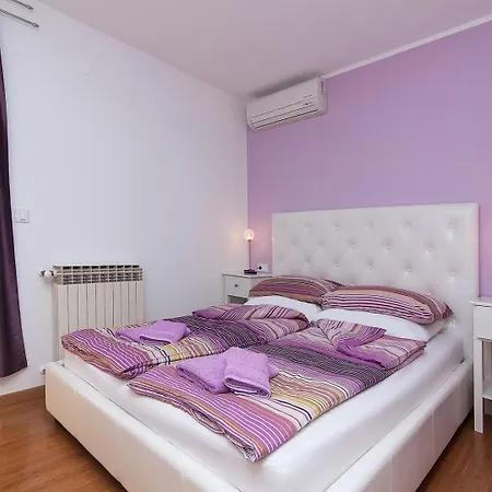 Gostinjska kuća Cvek